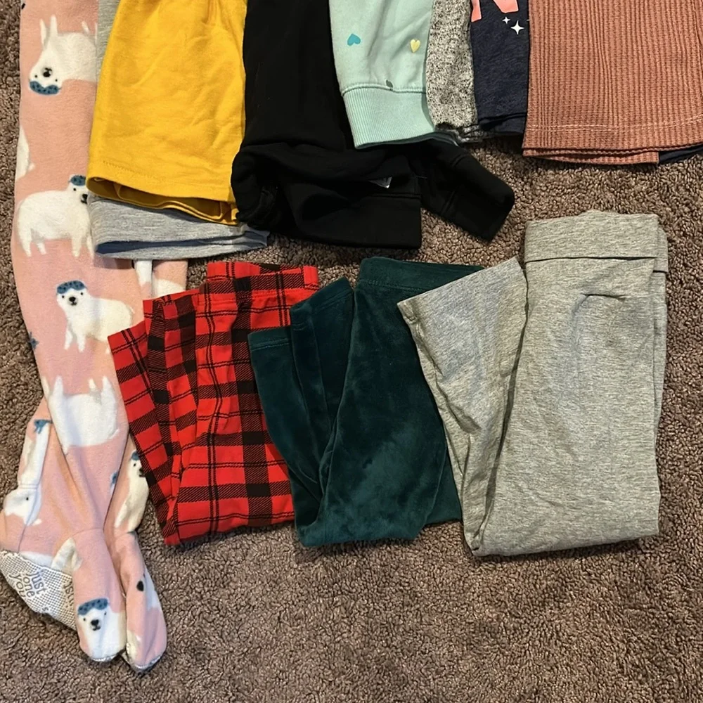 Toddler girls 2T Jammie’s, dress, sweatshirt, top, leggings bundle